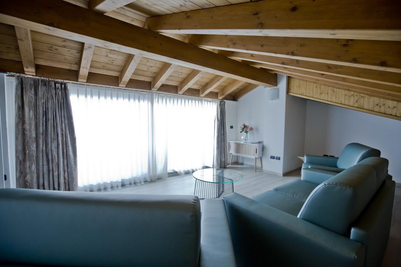 Hotel Lago Di Como คอลีโก ภายนอก รูปภาพ