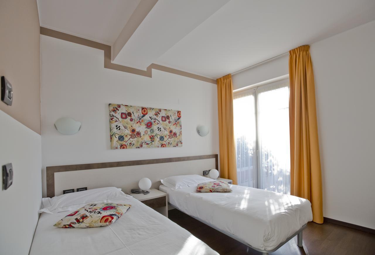 Hotel Lago Di Como คอลีโก ภายนอก รูปภาพ